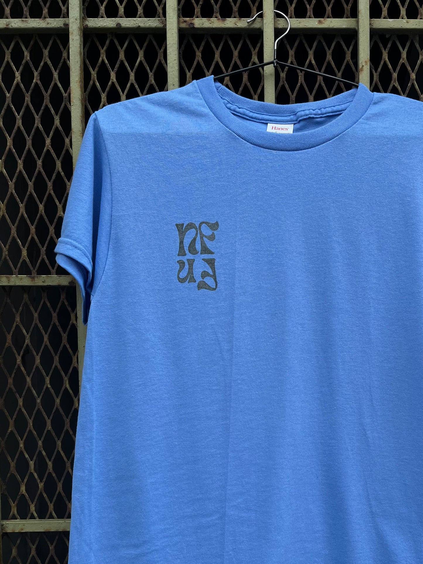 Ni Fá Ni Fú - T-SHIRT "VASO DE AGUA"