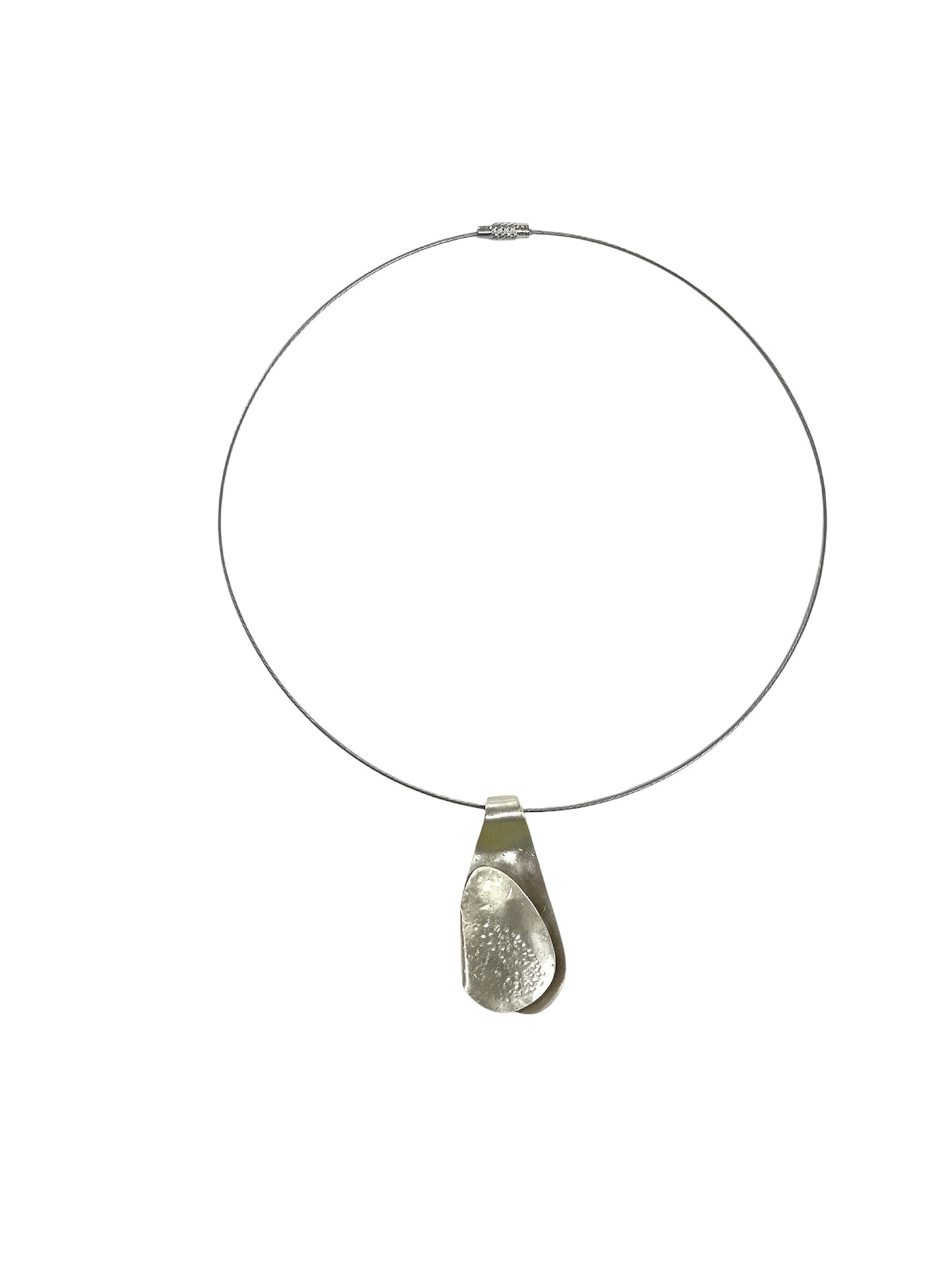 Diana Dávila - COLLAR "CUENCOS DE DECRETOS" 02