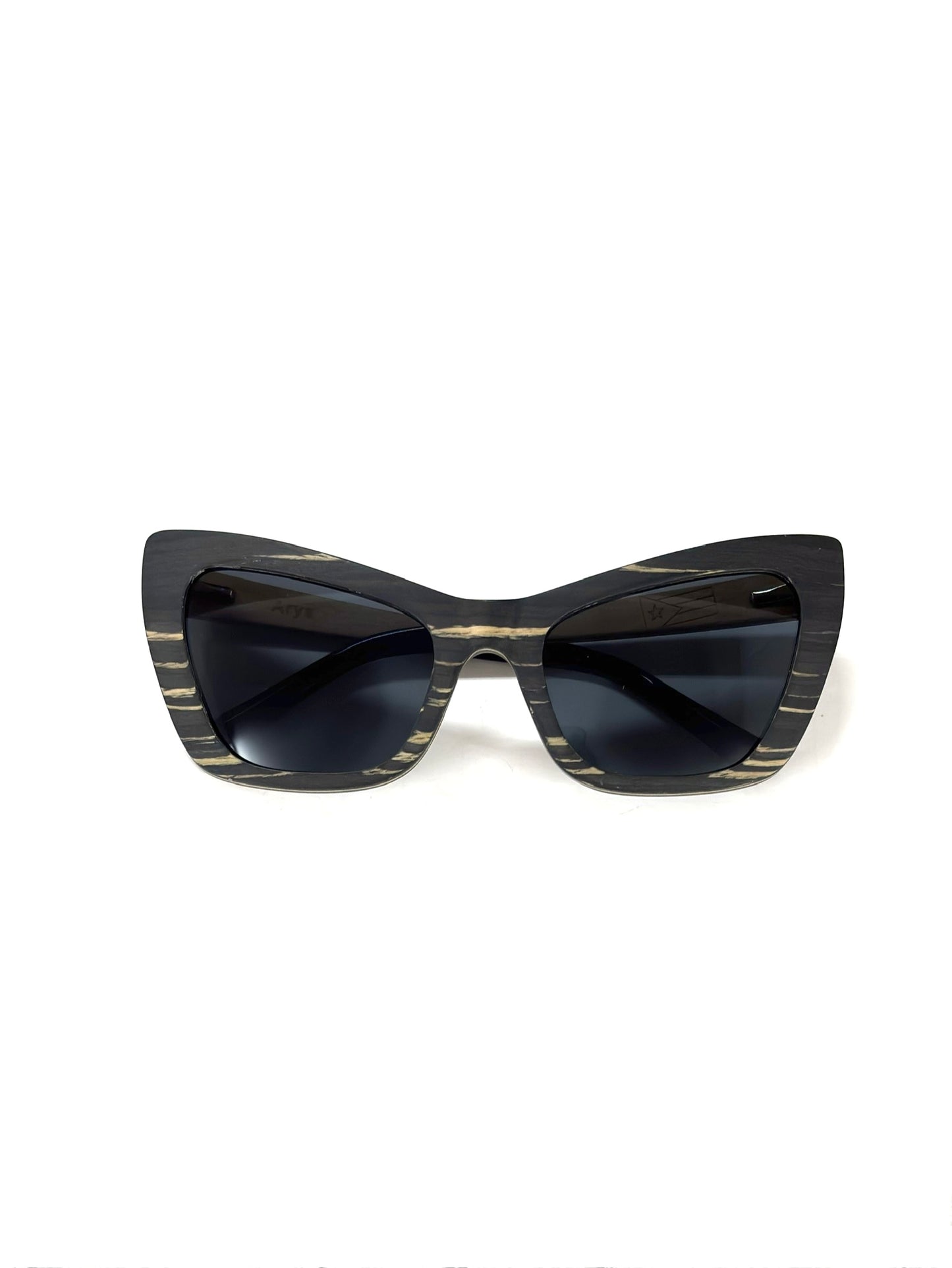 Herny's Wood - GAFAS / ARYA BLACK