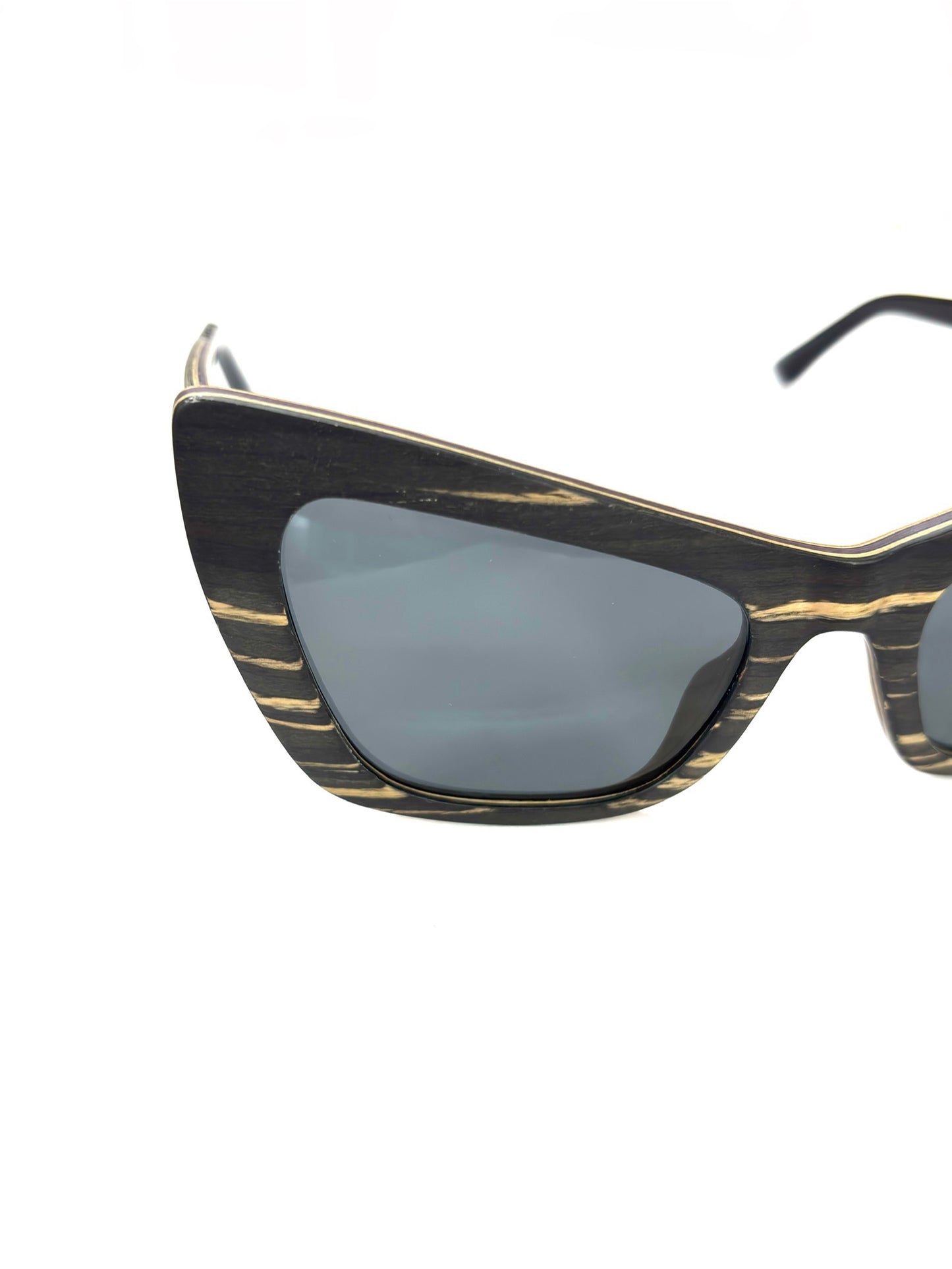 Herny's Wood - GAFAS / ARYA BLACK