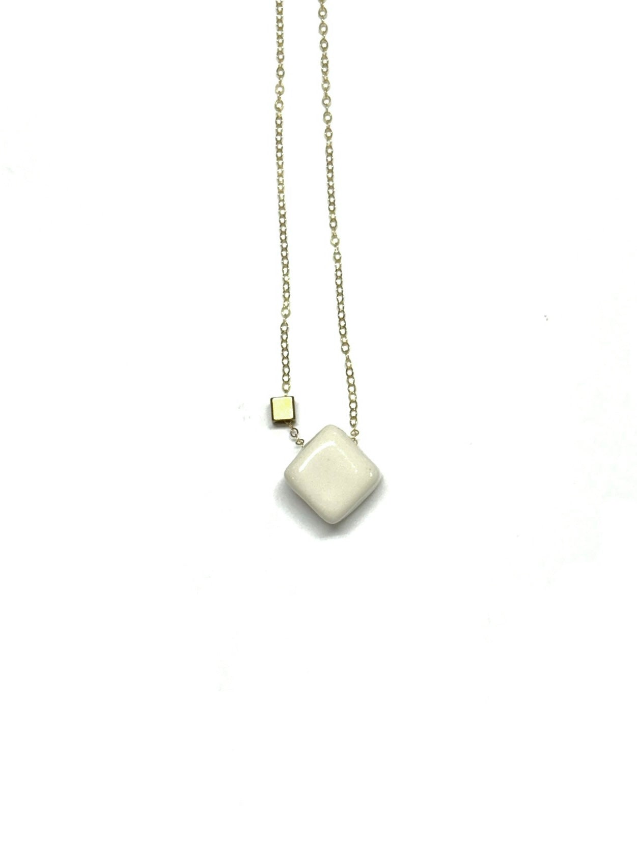 Itsari - COLLAR "DIAMANTE" / VARIEDAD DE COLORES