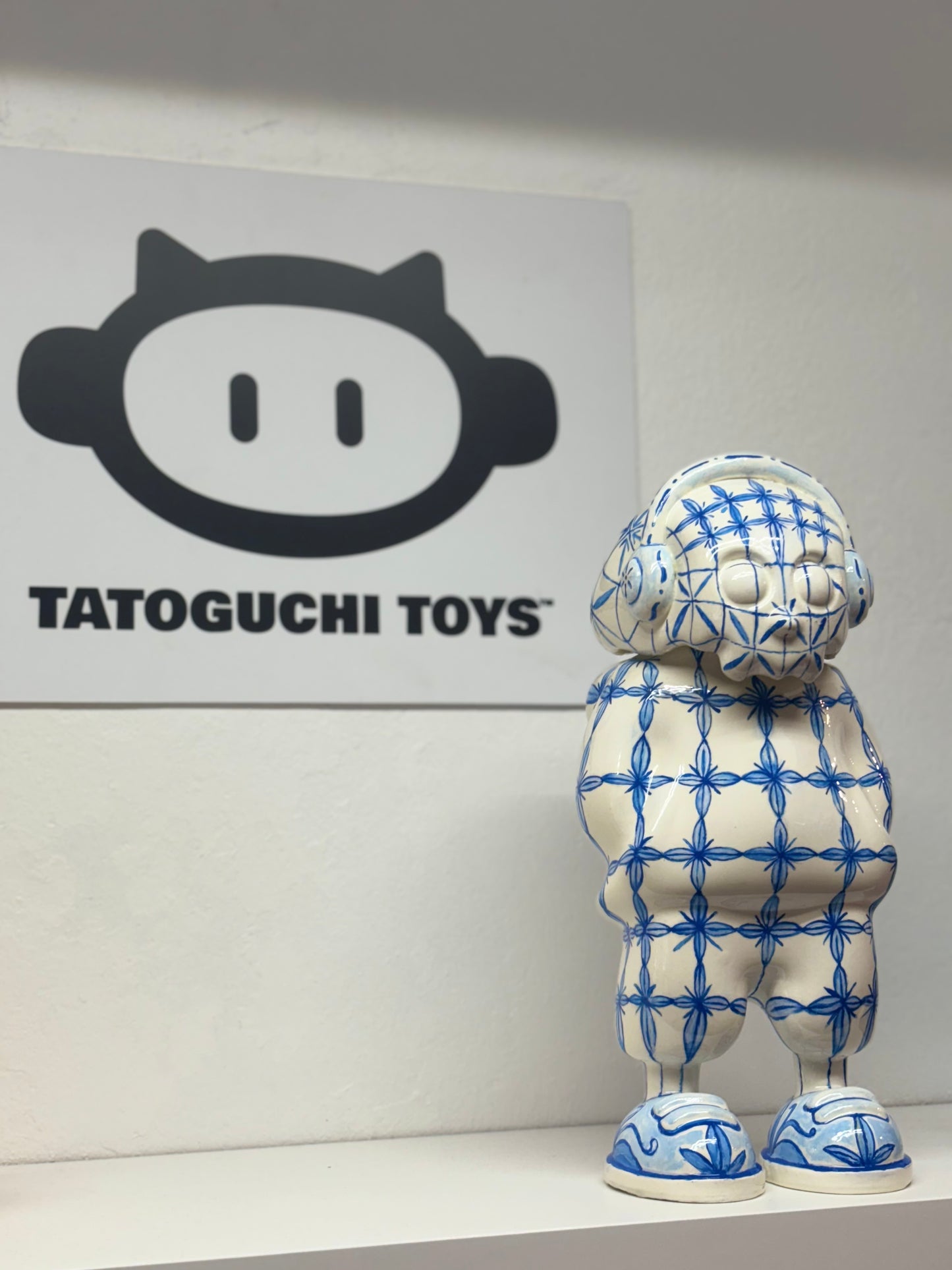 Tatoguchi Toys - SKULLY / AZULEJO LIMITED EDITION