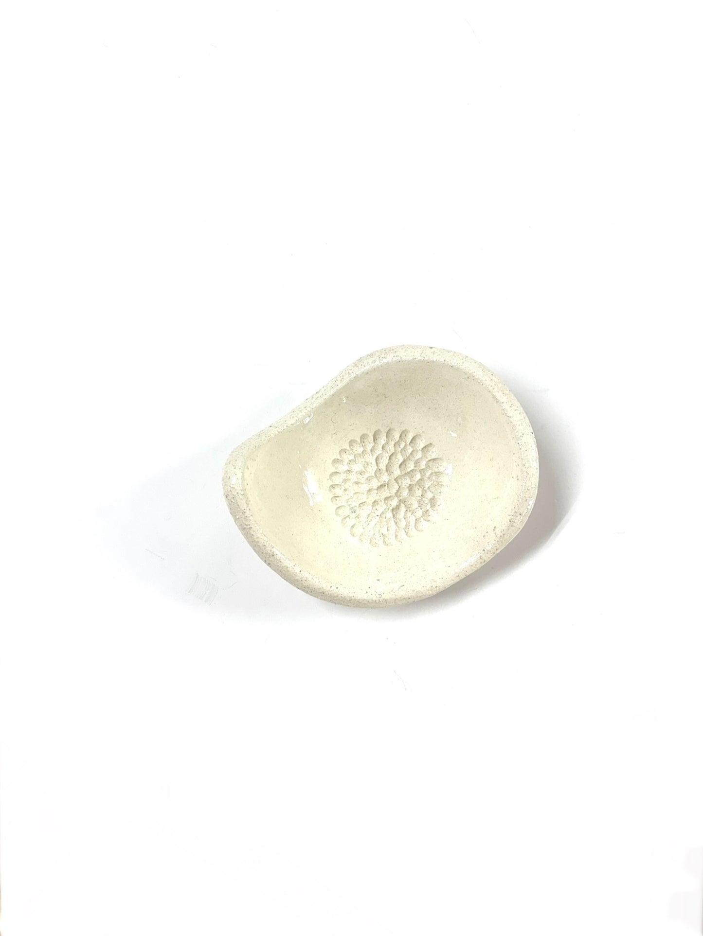 Yayaké - PLACA DE REJILLA (GRATING PLATE)