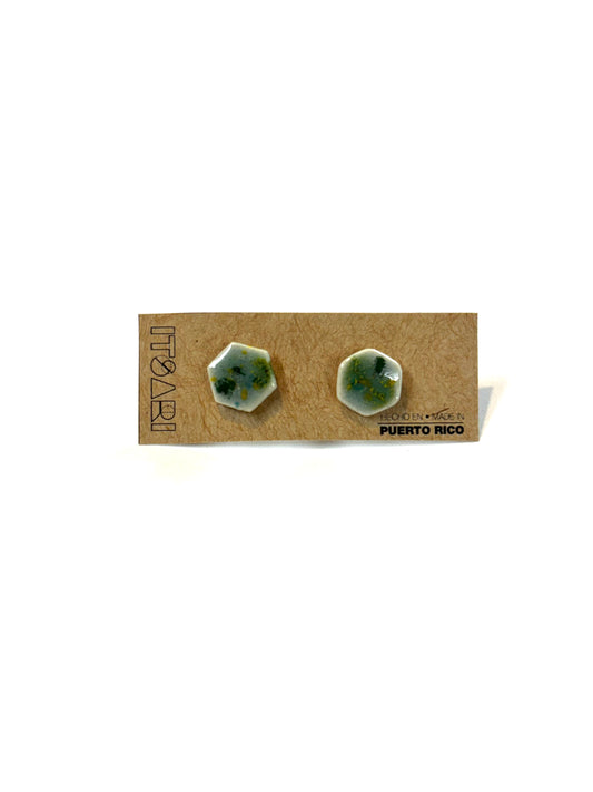 Itsari - STUDS HEXÁGONO / BLANCO-VERDE