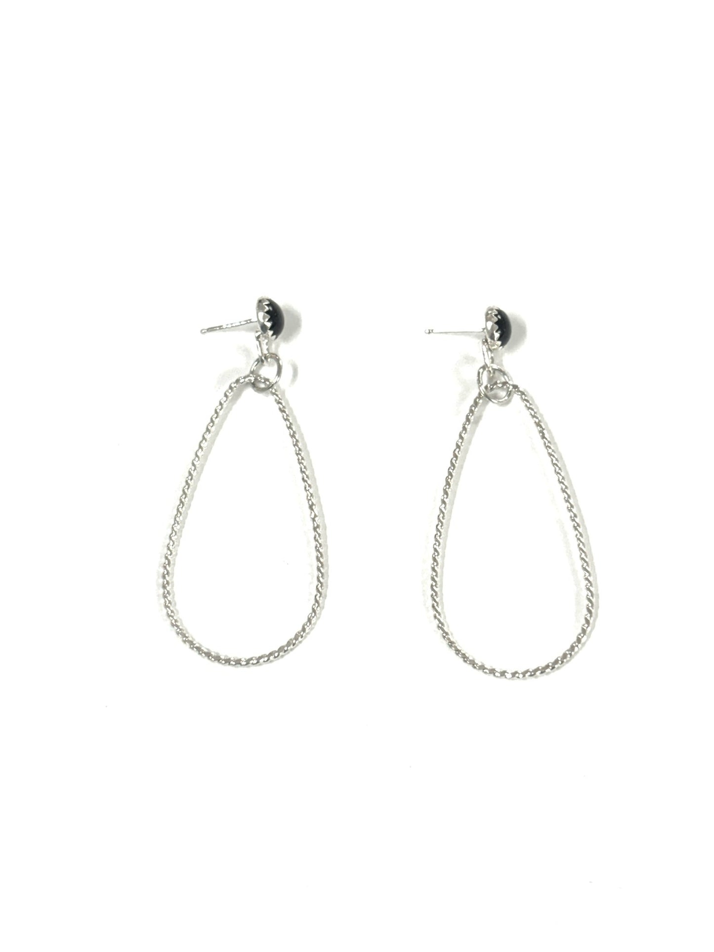 Maribelle Campa - ARETES ONYX + HOOP DE PLATA