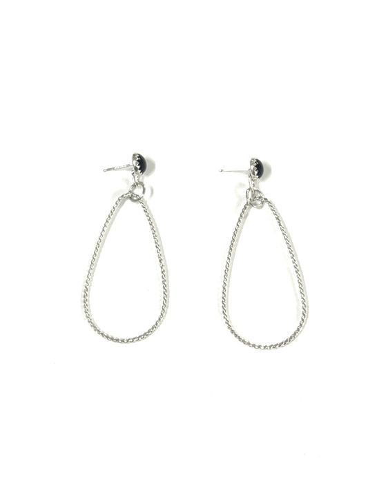 Maribelle Campa - ARETES ONYX + HOOP DE PLATA