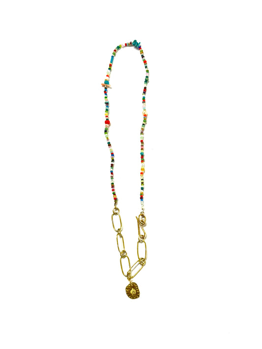 Mei Román -  COLLARES / PUCAS (VARIEDAD)