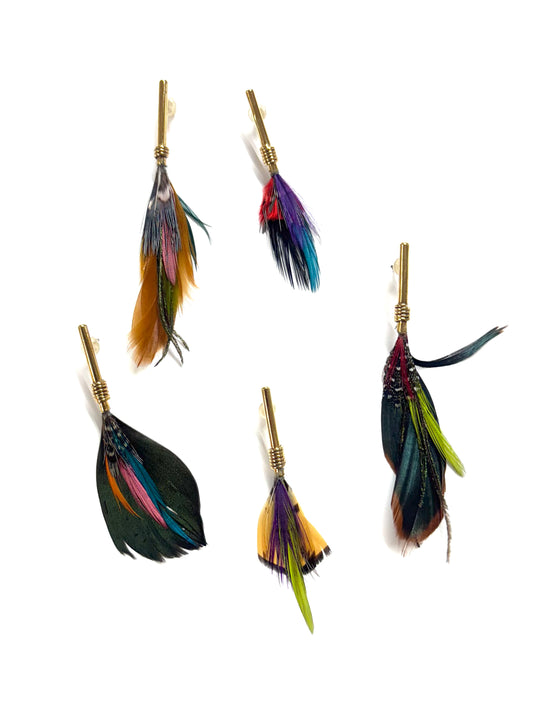 Mei Román - STUDS / PLUMAS (VARIEDAD)