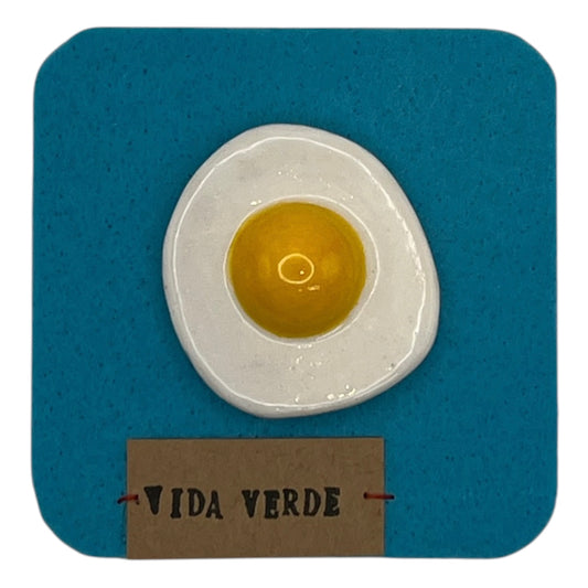 Vida Verde - PRENDEDOR BOTÓN HUEVITO